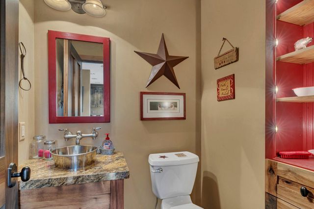 2917 Vonderheide Drive SW, Alexandria, MN 56308