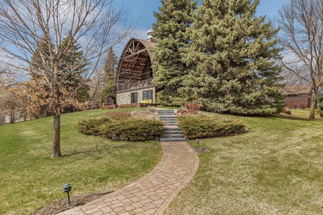 2917 Vonderheide Drive SW, Alexandria, MN 56308