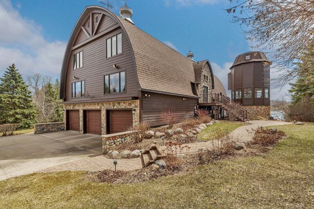 2917 Vonderheide Drive SW, Alexandria, MN 56308
