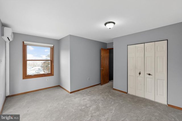 2111 N 18TH ST, Philadelphia, PA 19121