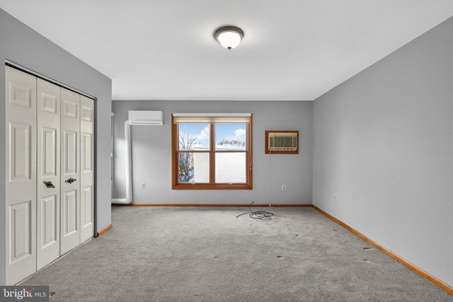 2111 N 18TH ST, Philadelphia, PA 19121