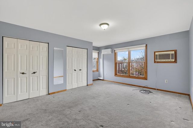 2111 N 18TH ST, Philadelphia, PA 19121