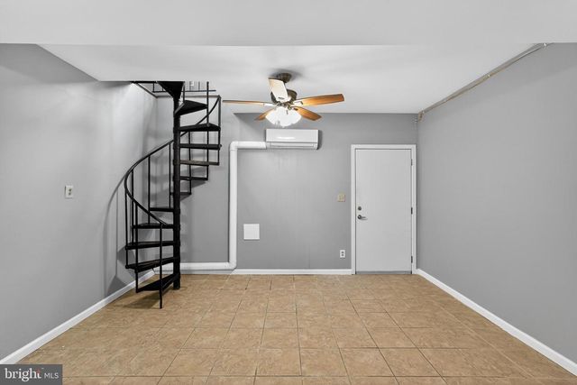 2111 N 18TH ST, Philadelphia, PA 19121