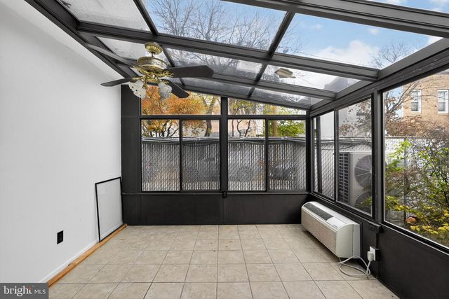 2111 N 18TH ST, Philadelphia, PA 19121