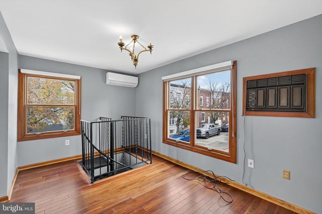 2111 N 18TH ST, Philadelphia, PA 19121