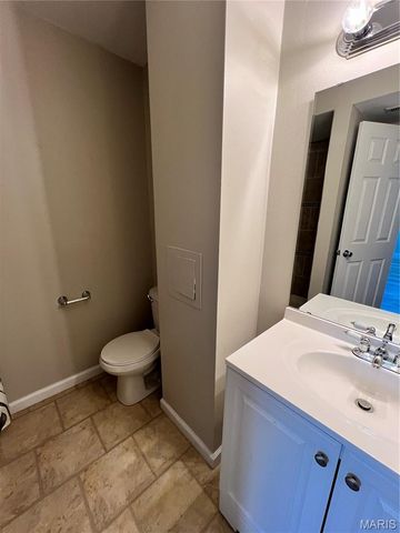 158 Universal Drive, St Peters, MO 63376