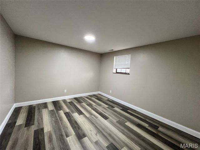 158 Universal Drive, St Peters, MO 63376