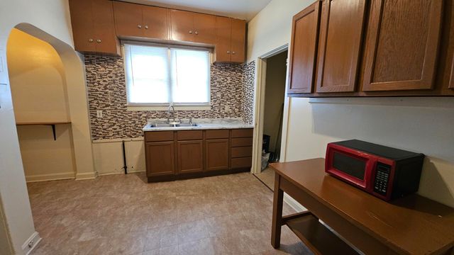 3666 Van Buren Street, Gary, IN 46408