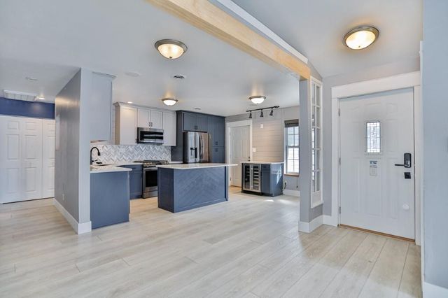 1616 CLEVELAND AVENUE, Wausau, WI 54401