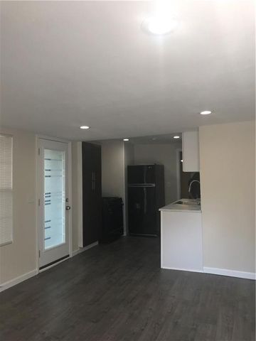 1119 Spur ST A, Austin, TX 78721