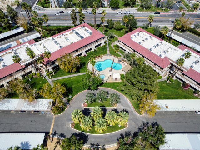 470 N Villa Court 208, Palm Springs, CA 92262