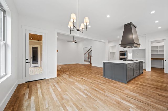 4776 Virginia Pine Road, Signal Mountain, TN 37377