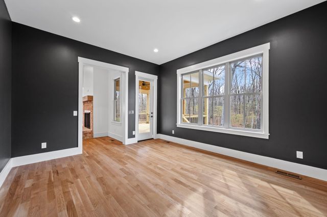 4776 Virginia Pine Road, Signal Mountain, TN 37377