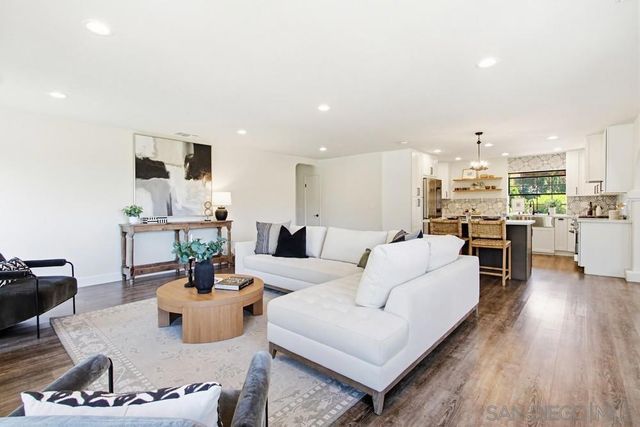 2024 Grandview Rd, Vista, CA 92084