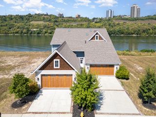 383 Manhattan Boulevard, Dayton, KY 41074