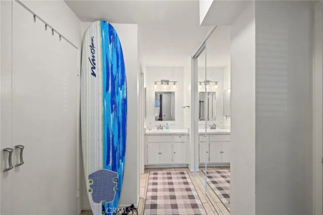 154 Echo Run 66, Irvine, CA 92614