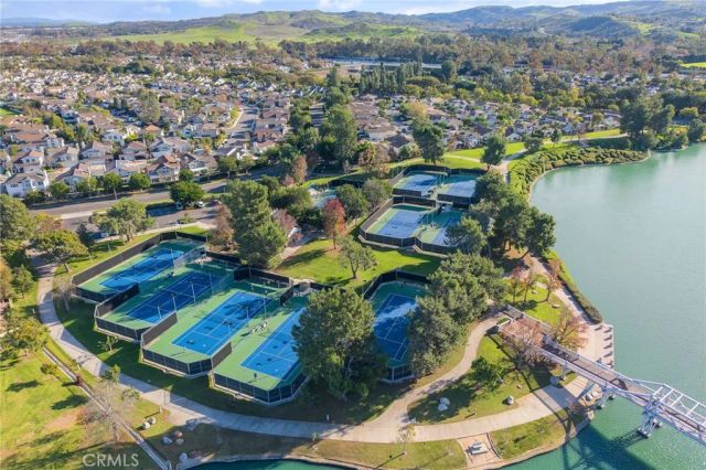 154 Echo Run 66, Irvine, CA 92614