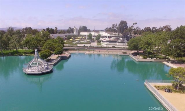 154 Echo Run 66, Irvine, CA 92614