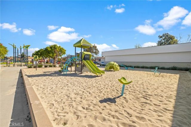 154 Echo Run 66, Irvine, CA 92614