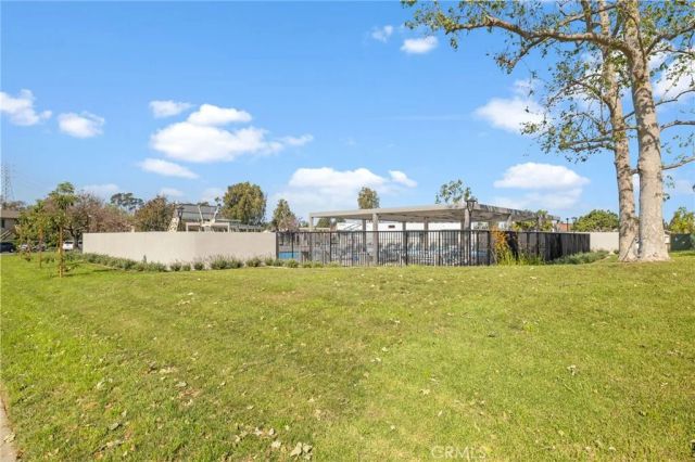 154 Echo Run 66, Irvine, CA 92614