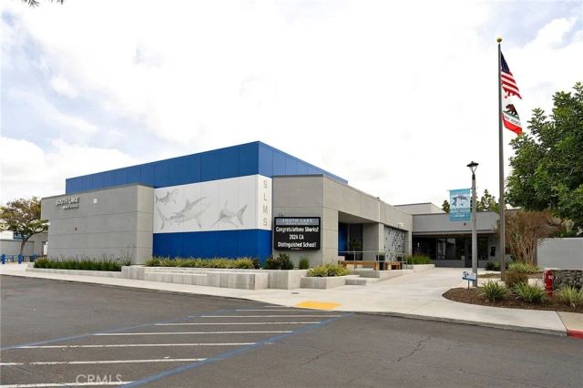 154 Echo Run 66, Irvine, CA 92614