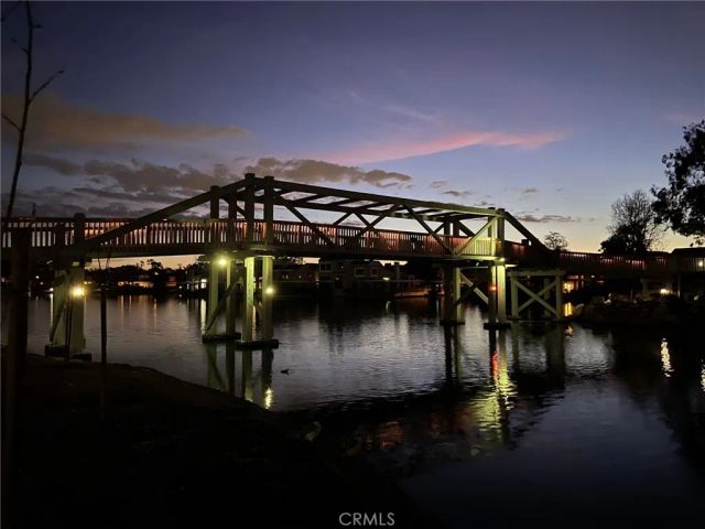 154 Echo Run 66, Irvine, CA 92614