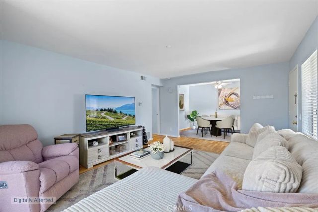 154 Echo Run 66, Irvine, CA 92614