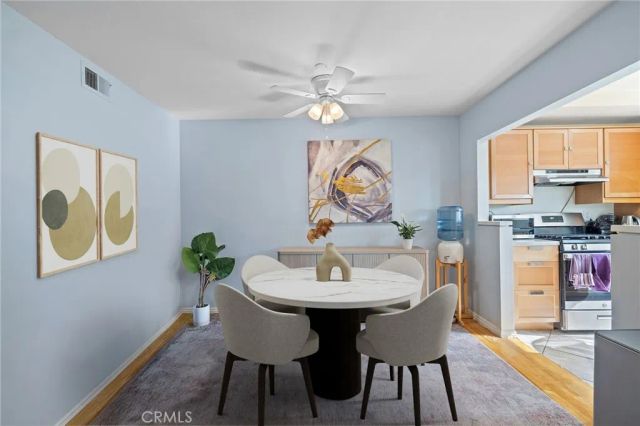 154 Echo Run 66, Irvine, CA 92614