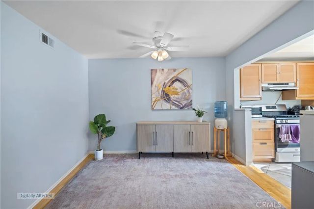 154 Echo Run 66, Irvine, CA 92614