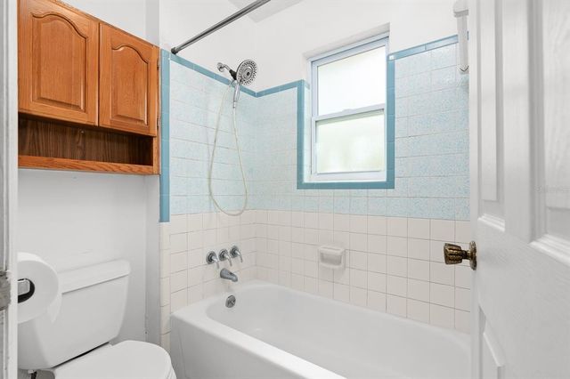 5311 NW 54TH COURT, Gainesville, FL 32653