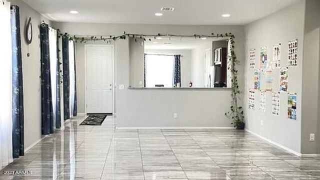 9512 W FALLEN LEAF Lane, Peoria, AZ 85383