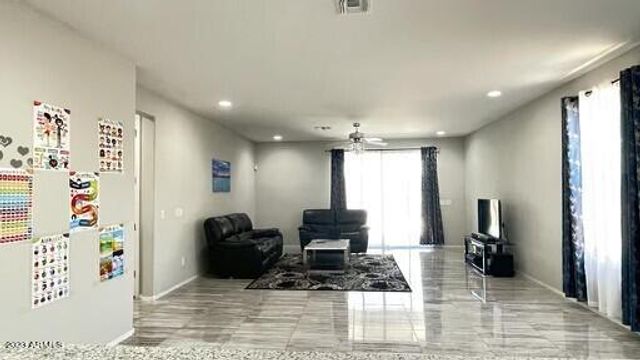 9512 W FALLEN LEAF Lane, Peoria, AZ 85383