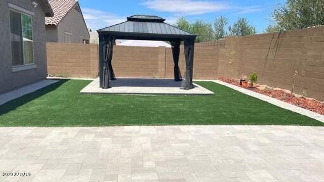 9512 W FALLEN LEAF Lane, Peoria, AZ 85383