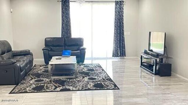 9512 W FALLEN LEAF Lane, Peoria, AZ 85383