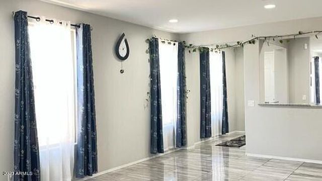 9512 W FALLEN LEAF Lane, Peoria, AZ 85383