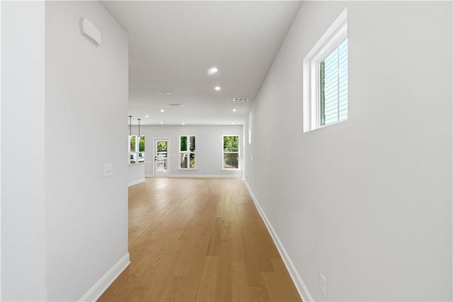 5772 Tillman Way, Powder Springs, GA 30127