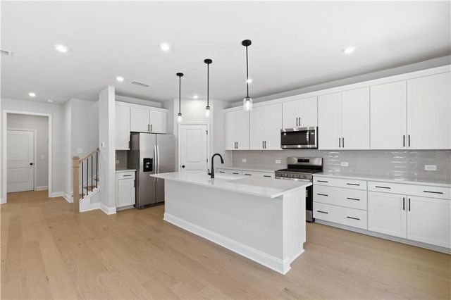 5772 Tillman Way, Powder Springs, GA 30127