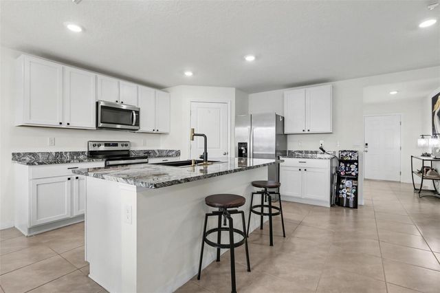 814 ACE OUTLAW AVENUE, Ruskin, FL 33570