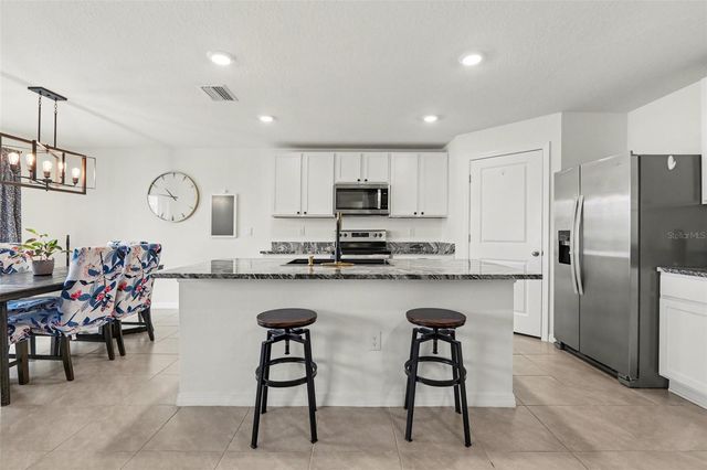 814 ACE OUTLAW AVENUE, Ruskin, FL 33570