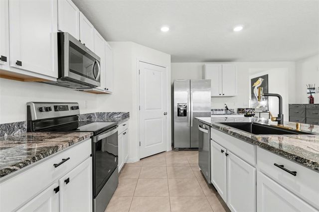 814 ACE OUTLAW AVENUE, Ruskin, FL 33570