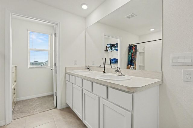 814 ACE OUTLAW AVENUE, Ruskin, FL 33570