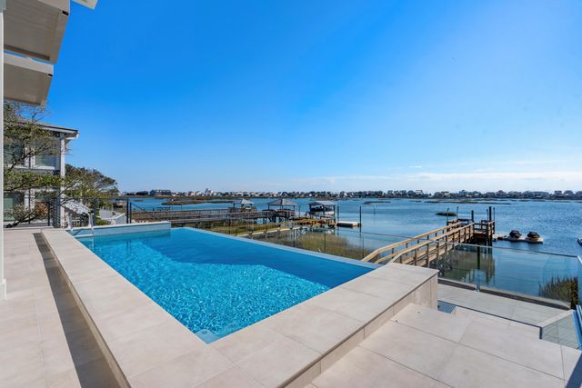 3109 First Ave. S, Murrells Inlet, SC 29576