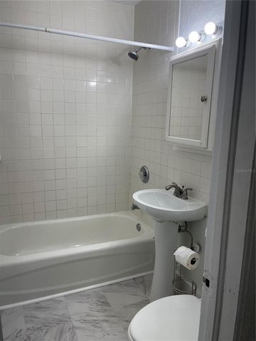 3205 AVENUE A W, Bradenton, FL 34205