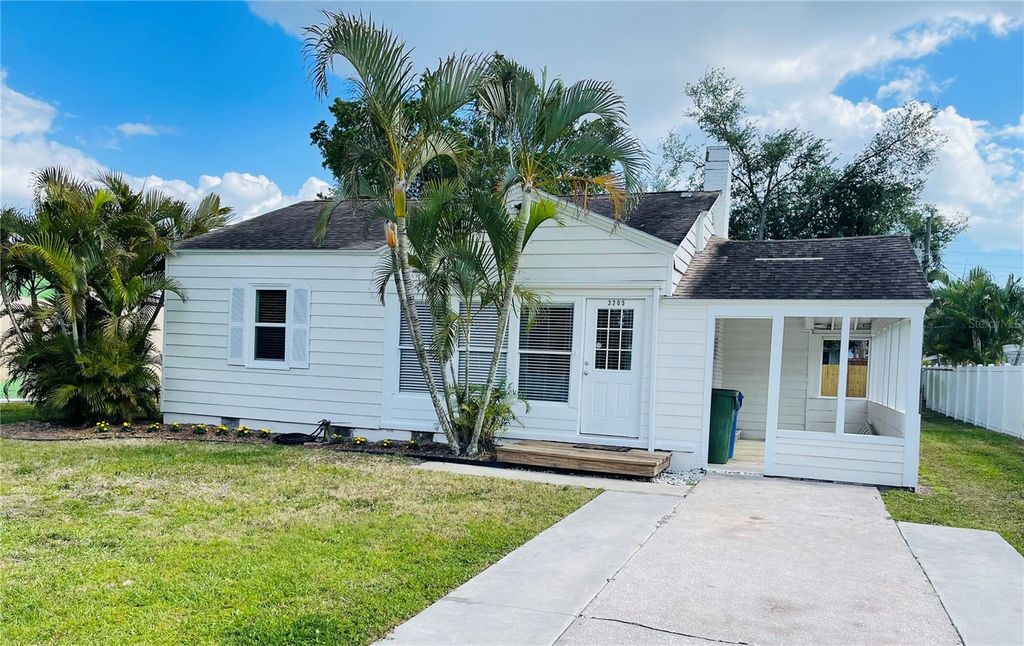 3205 AVENUE A W, Bradenton, FL 34205
