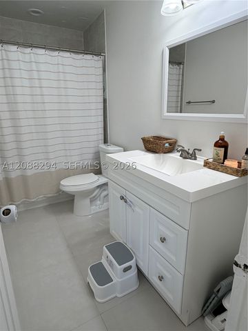 18101 SW 92nd Ave, Palmetto Bay, FL 33157