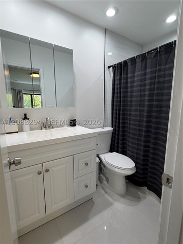 18101 SW 92nd Ave, Palmetto Bay, FL 33157