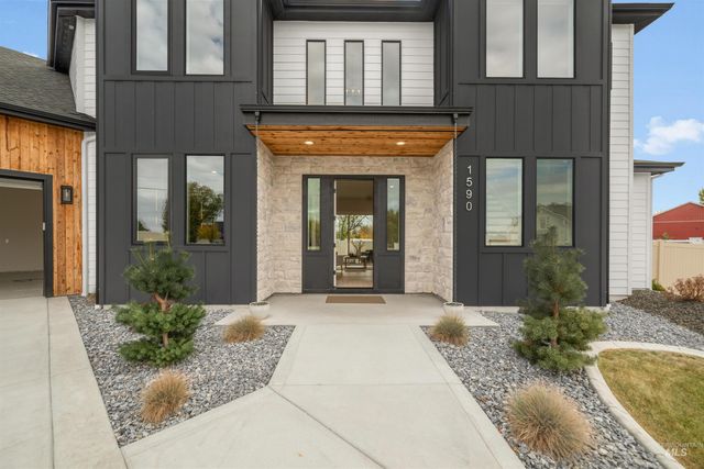 1590 N Watershed Ln, Star, ID 83669 property photo