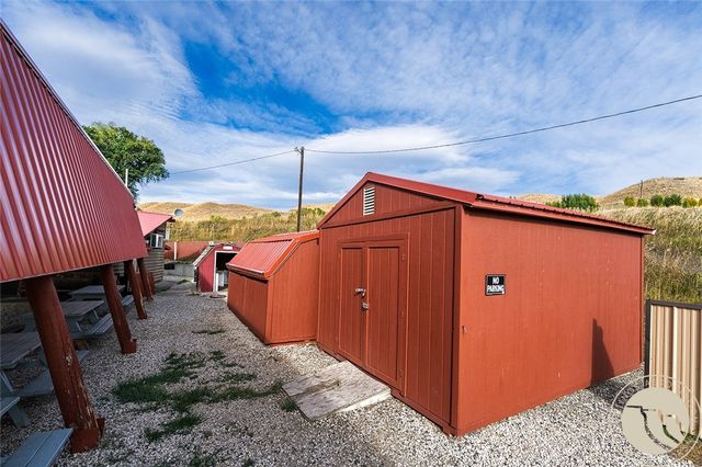 4297 US Highway 310, Joliet, MT 59041