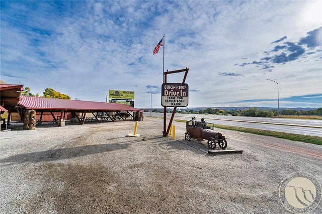 4297 US Highway 310, Joliet, MT 59041
