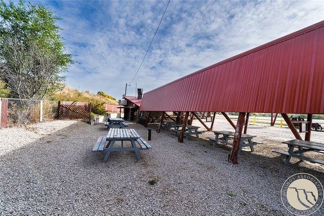 4297 US Highway 310, Joliet, MT 59041